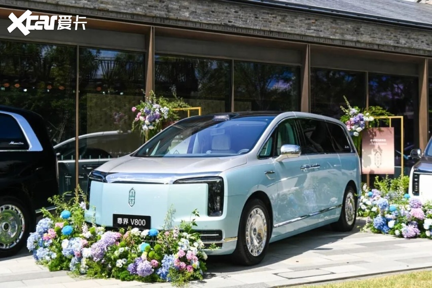 尊界S800典藏大观、尊界V800开启首批交付