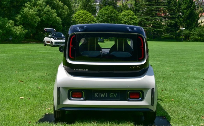 不懂就问，KiWi EV两个车型版本各有什么特点？怎么选？