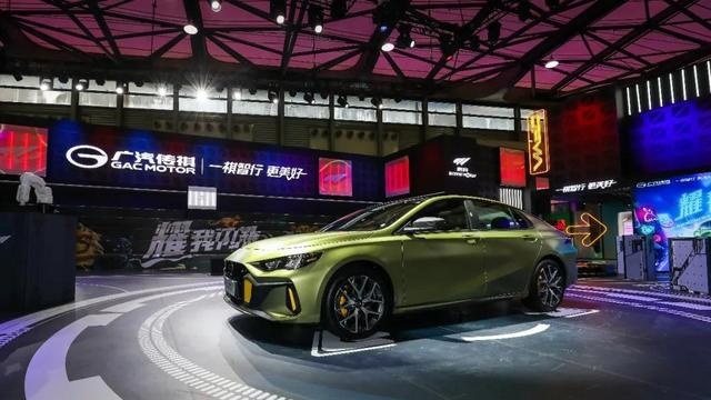 降价蹭热度？性能虚标？油耗低至5.7L，广汽传祺影豹这次很实际！