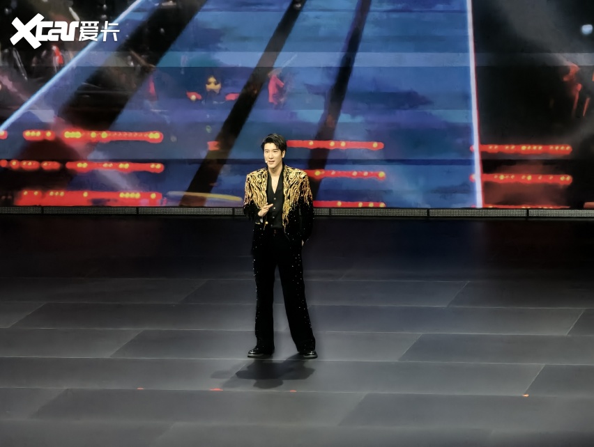 不用追求完美,平安就好,腾势N9闪充版一直默默守护着这份热爱。