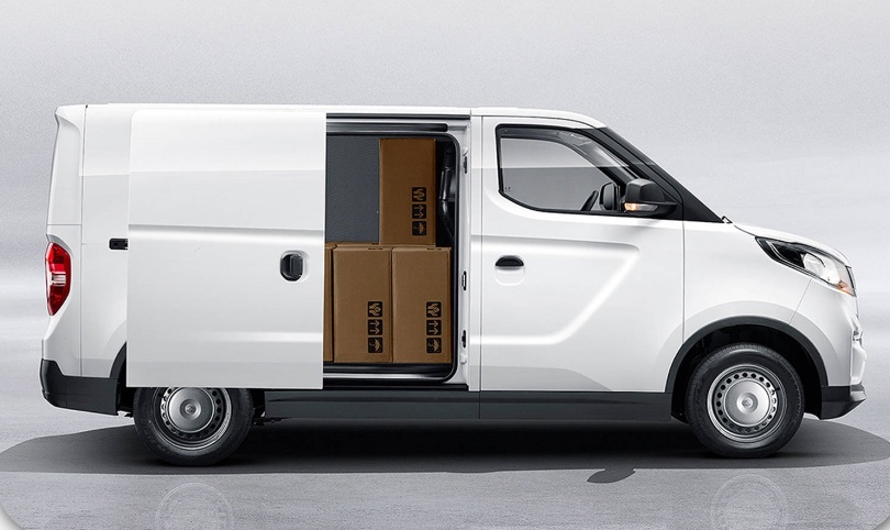 领跑城市物流车2021款上汽大通MAXUS EV30深圳上市