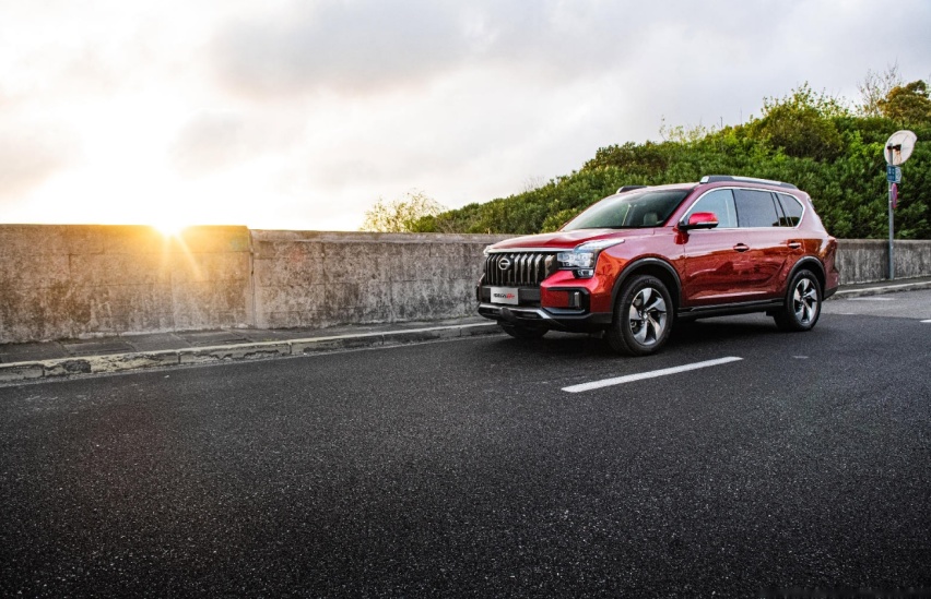 更硬朗、更霸气的大5座SUV，传祺GS8S上市售15.58万