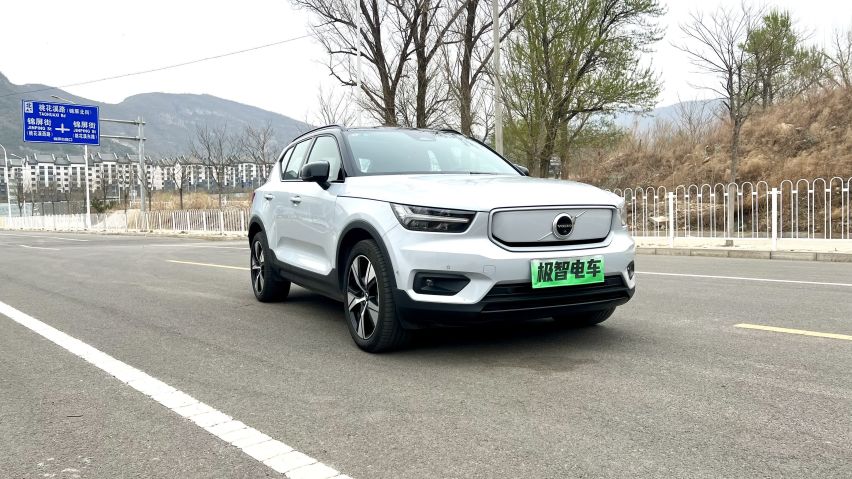 外观平平，但暗藏玄机？体验沃尔沃XC40纯电版