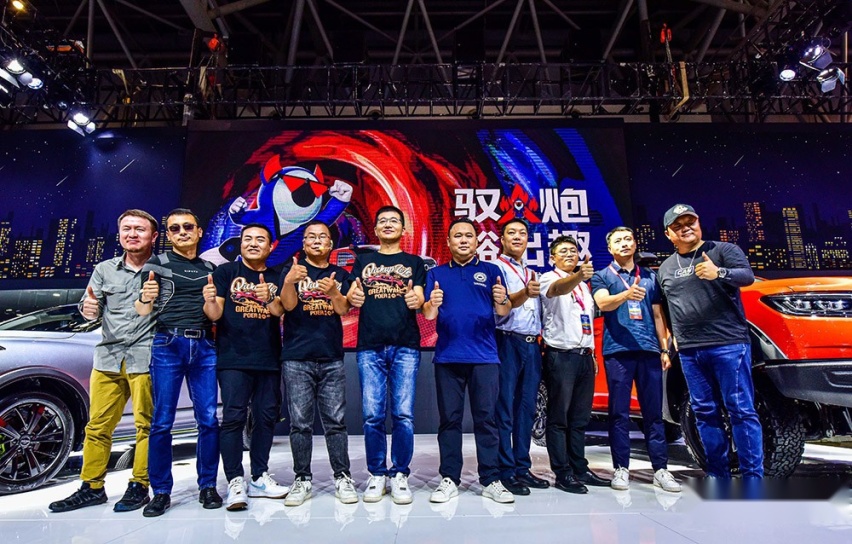 硬核大玩具！火炮17.98万元起正式上市 首批68台已售罄