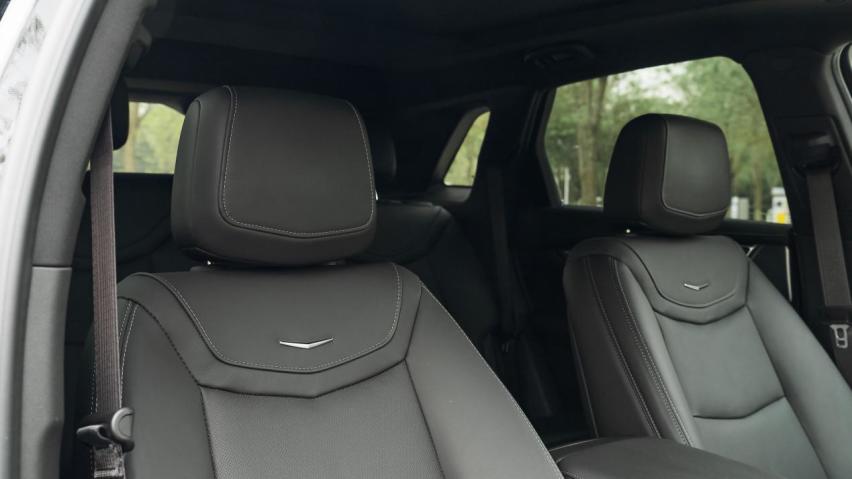 凯迪拉克XT5对比奥迪Q5L，预算30万元，你选谁？