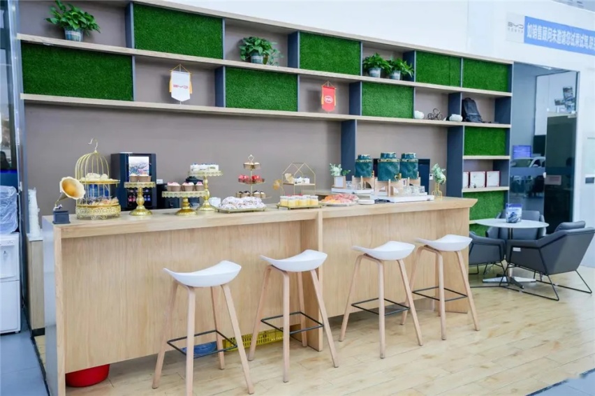探店比亚迪4S店:产品不愁卖,除了车好竟还有玄机?