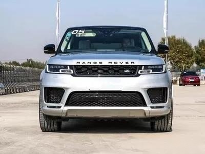 个性化设计多于实用性的豪华旗舰SUV