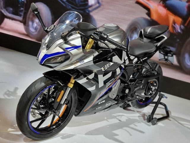 米兰车展丨春风SR-C21亮相 SR定风翼版本实车现身