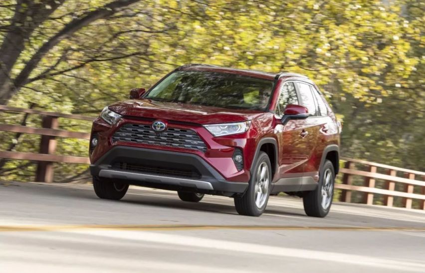 由丰田各部门联手打造，RAV4双擎堪称最省油的跨界SUV