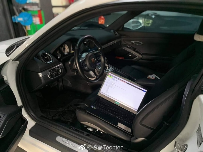 保时捷718 Cayman 2.0T刷ECU改装德国TECHTEC电脑