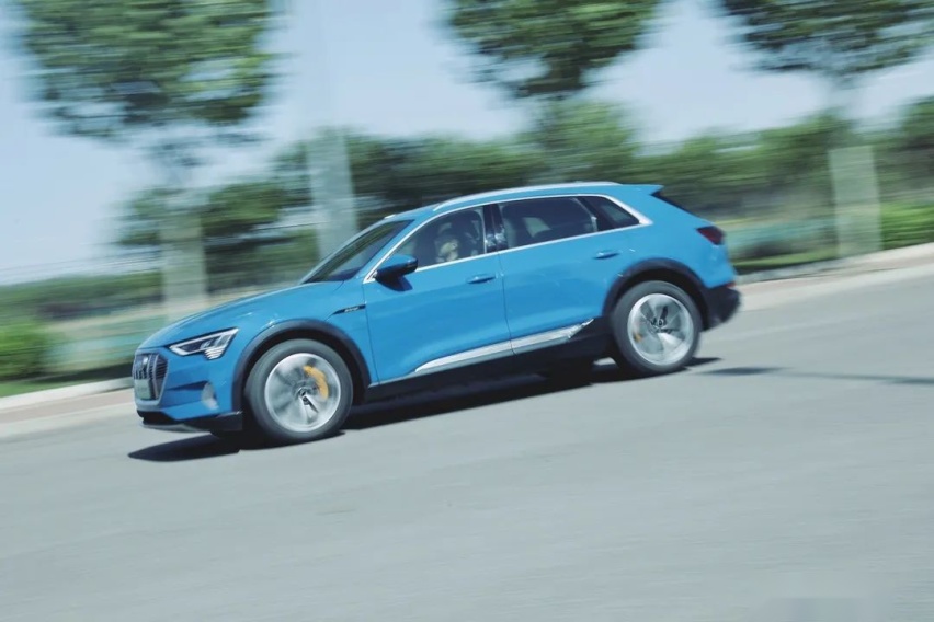 奥迪 e-tron 55quattro评测