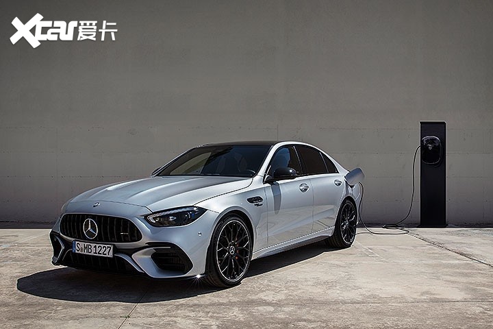 压力来到宝马这边,宝马c63发布,马力都来到670匹了-爱卡汽车爱咖号