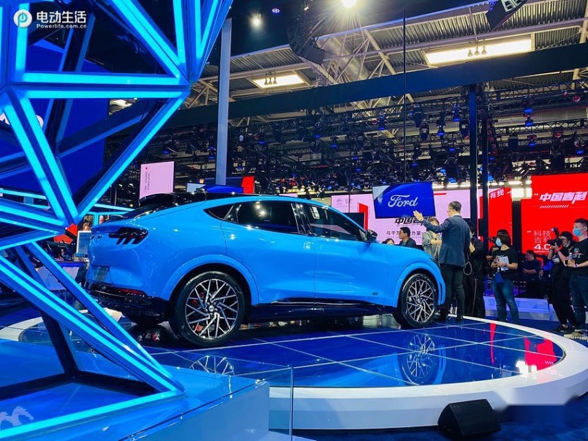 2020北京车展：福特全球首款纯电SUV Mustang M