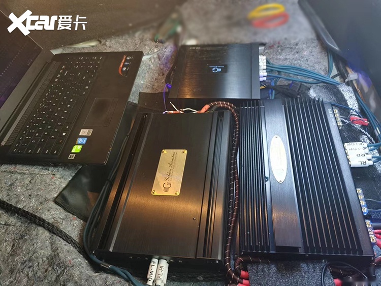 英菲尼迪Q50汽车音响改装黄金声学，台州慧声汽车音响改装店