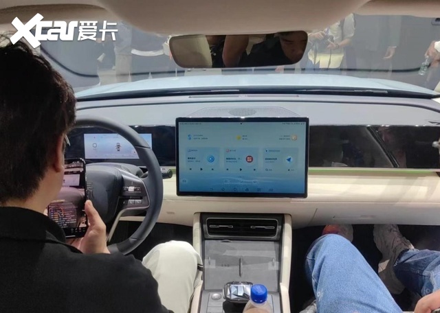 比亚迪秦L正式亮相！或12万起售 能否延续秦家族的畅销