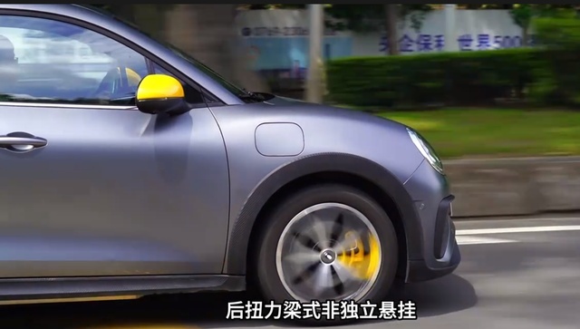 加速有推背感，转弯掉头能一把过，试驾欧拉好猫GT木兰版