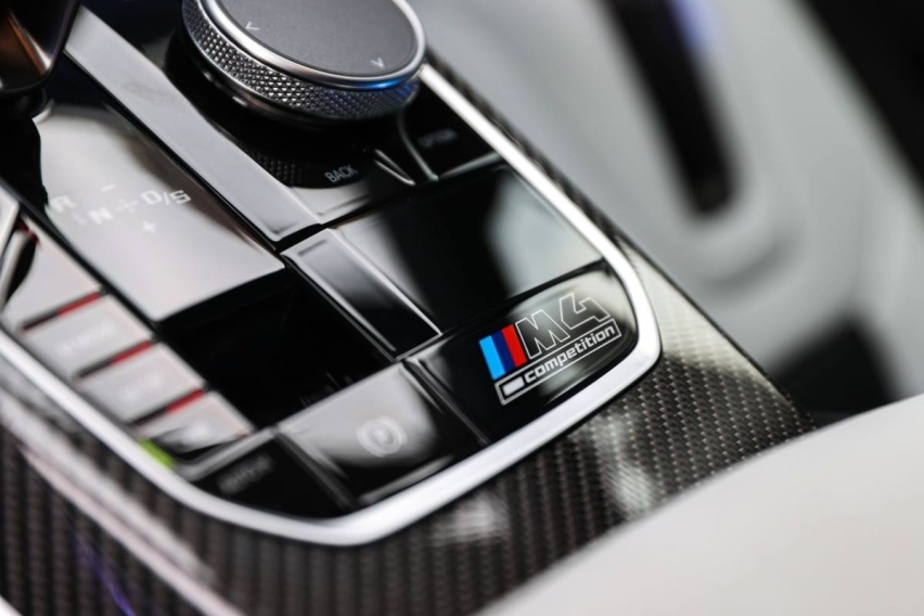 实拍全新BMW M3/全新BMW M4：少数人拥有的性能车
