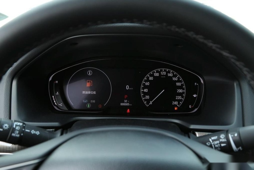 2022款本田雅阁260TURBO幻夜尊贵版怎么样？操控和舒适如何取舍