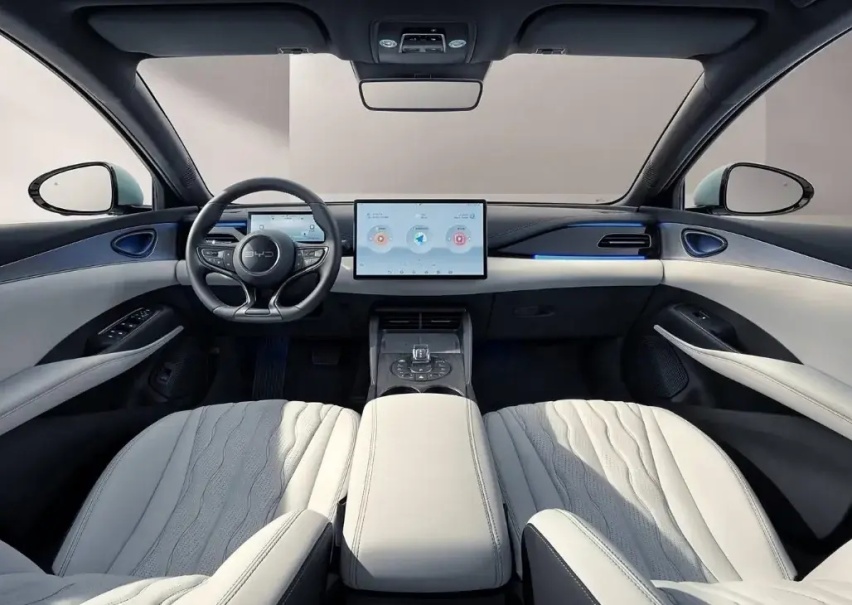 不“无聊”的海豹06GT，会成为年轻人的“梦中情车”吗？