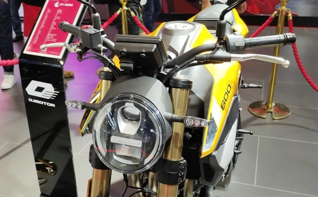 终于等到了！QJMOTOR追350/追600 圆灯版即将上市