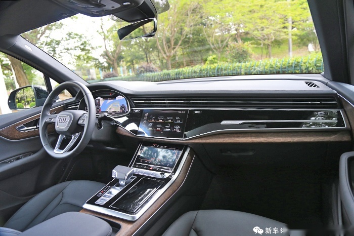 新奥迪Q7首试：够舒适，动力够平顺，买它的钱够了吗？