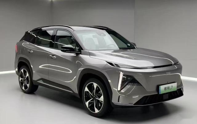 定价20万内的插混SUV，吉利银河L7将上市，宋PLUS DM-i不再
