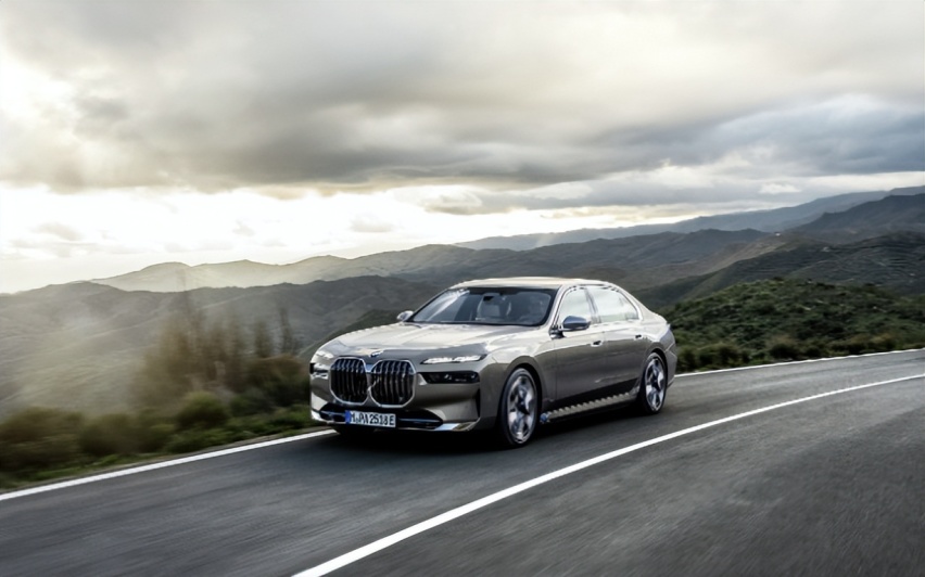 宝马首次推出电动防弹车！或基于宝马i7 xDrive 60版本打造