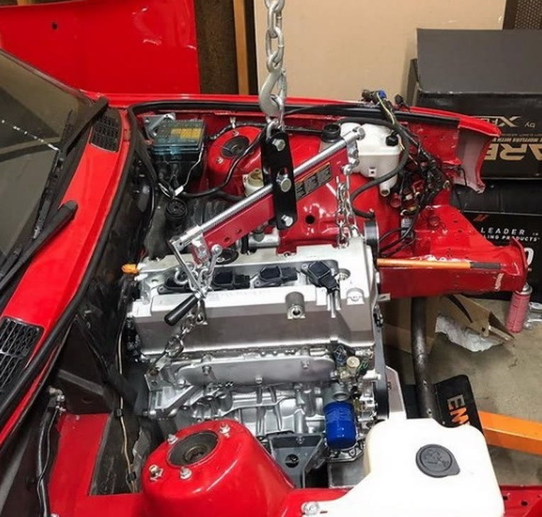 爆改宝马E30 M3，移植本田经典红头K24A引擎