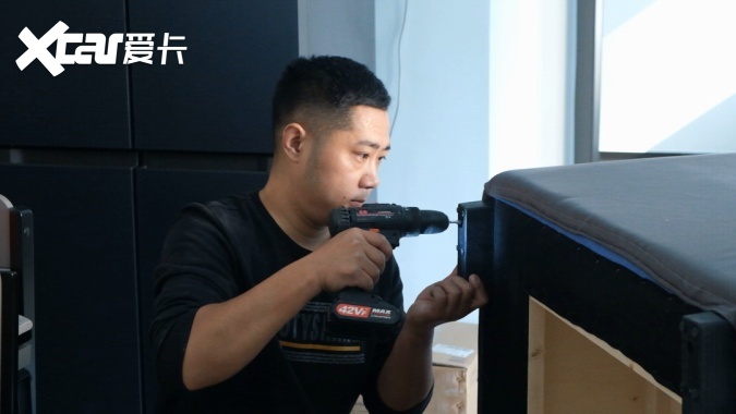 新一代的奋斗底色！一台车助力梦想