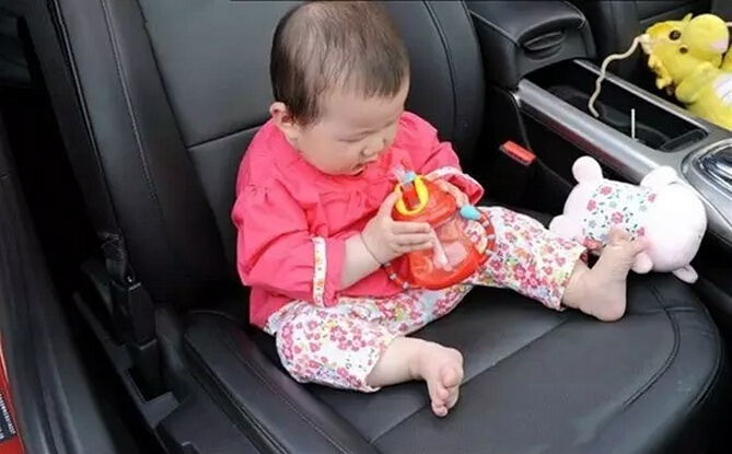 为什么后排集成式儿童安全座椅 才是妈妈的出行必备工具