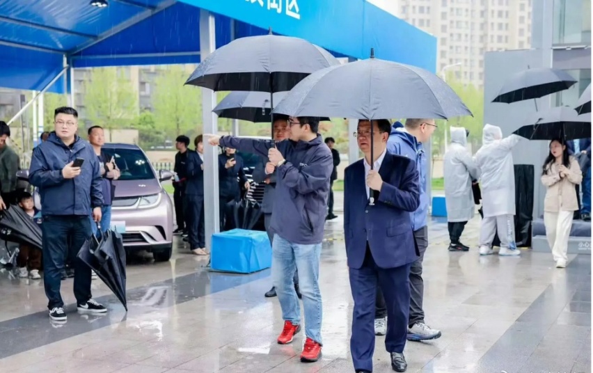 为什么比亚迪新能源能够成功？看看王传福的态度就知道了