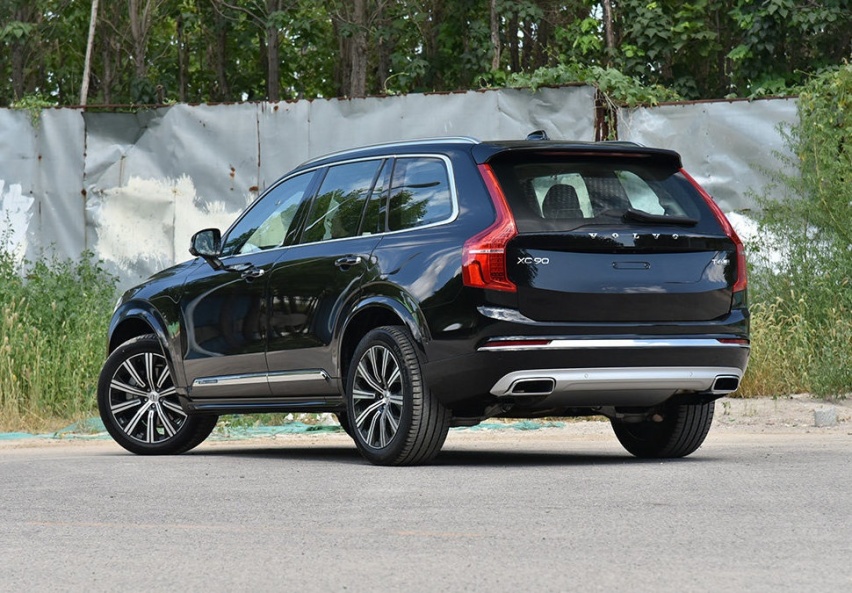 与宝马X5同级,直降13万的沃尔沃XC90,50多万的豪华中大型SUV