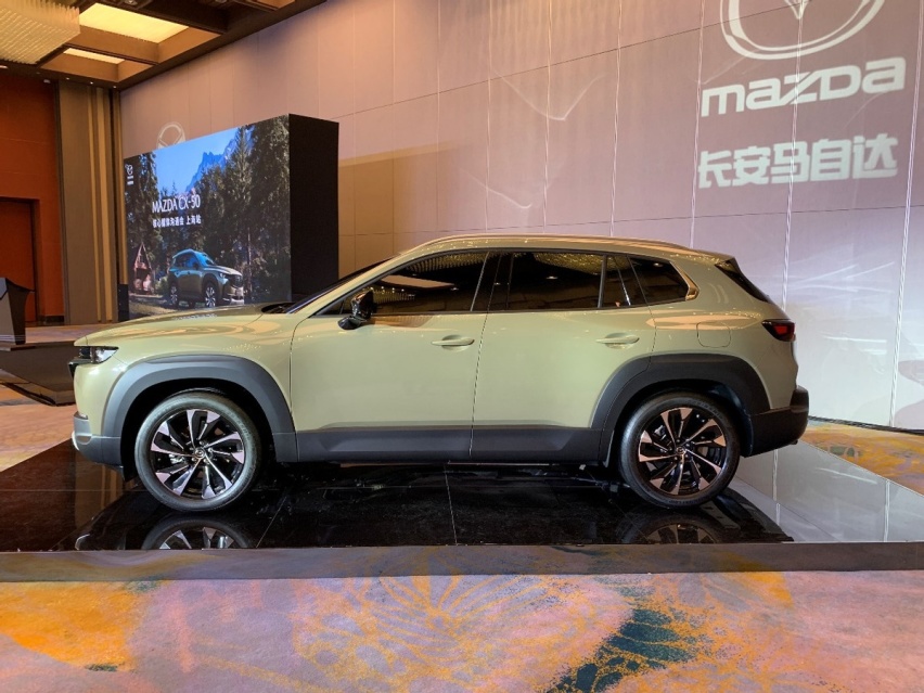 国产马自达CX-50喜提“专属升级” 消费者会买单吗？