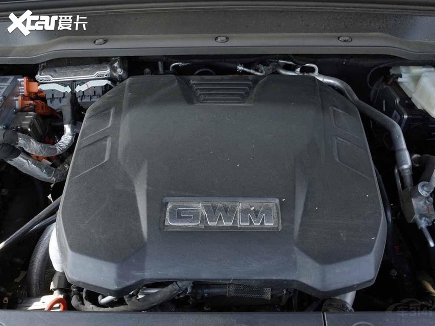 买自主硬派SUV，选坦克400 Hi4-T还是方程豹豹5？