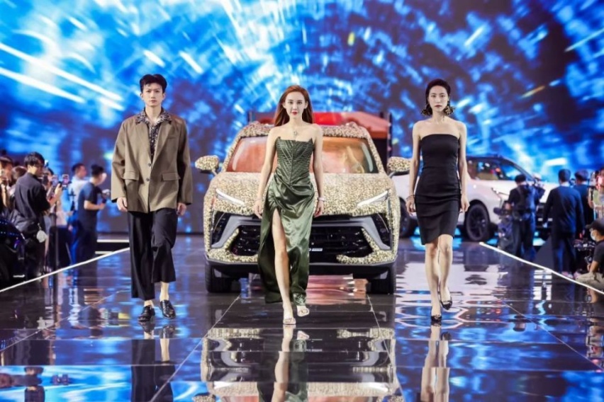 正中年轻人消费观 东风风行T5 EVO狂飚版做对了什么？