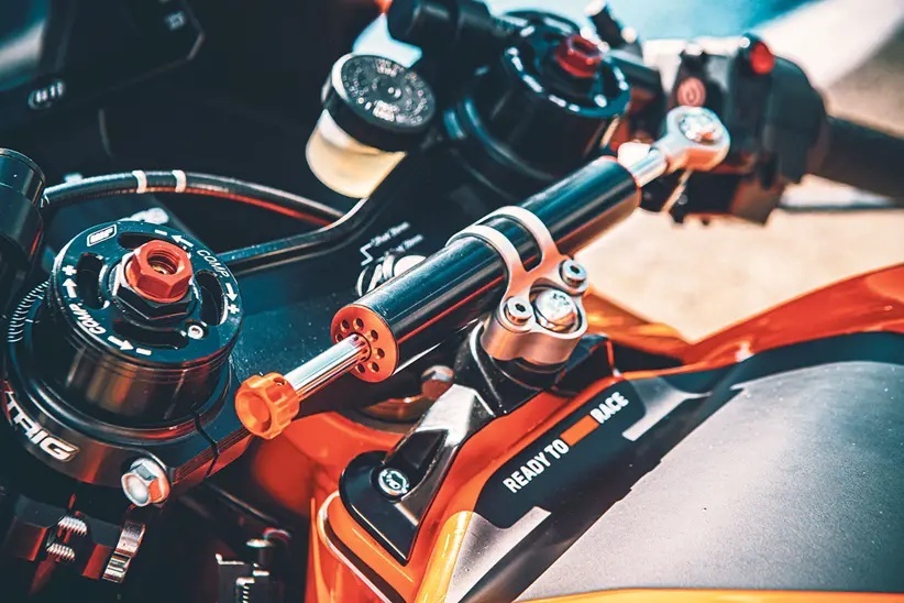 ktm-rc-8c-4.jpg.png