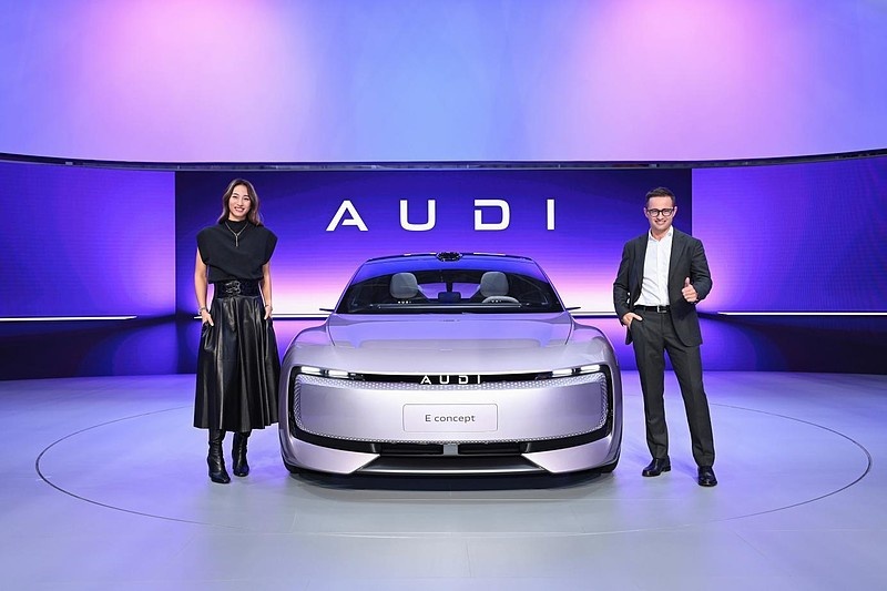 奥迪新品牌AUDI携首款AUDI E概念车及品牌代言人亮相2024广州