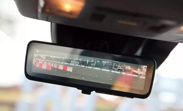 全球销冠RAV4荣放，终于迎来全新第五代车型