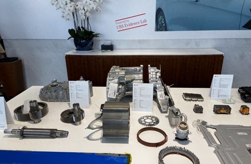 德国慕尼黑车展再秀实力！瑞银拆解显示比亚迪海豹竞争优势明显