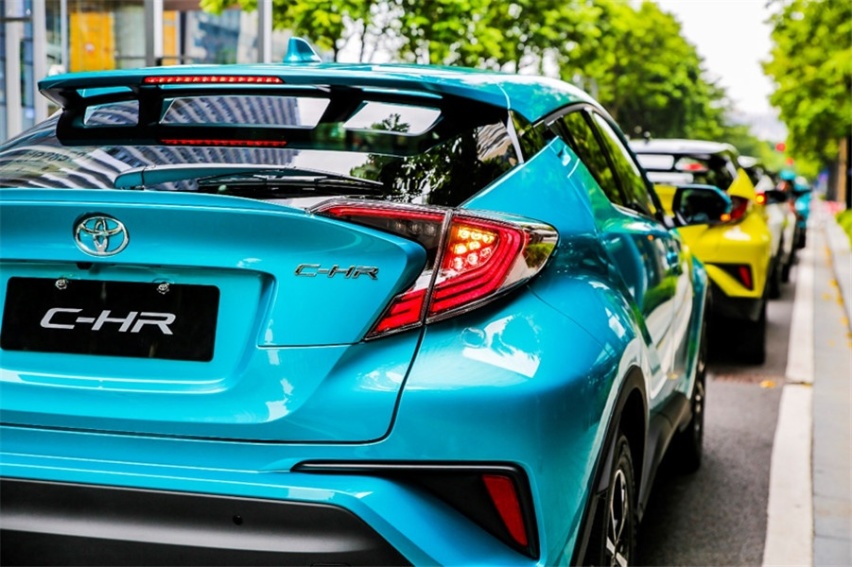 这台15万的SUV，或许能帮你逃离城市…