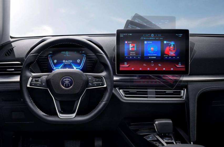 这款不到十万的国产SUV，凭什么痛打同价位合资车？