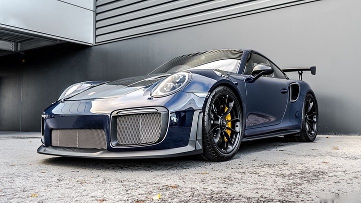 保时捷911 GT2 RS实车 很强的运动感