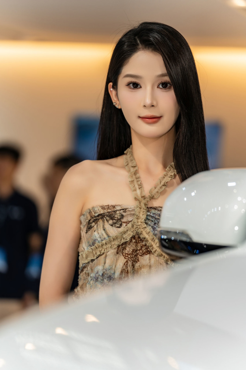 2024广州车展小姐姐大合集！是真男人就坚持到最后一张！
