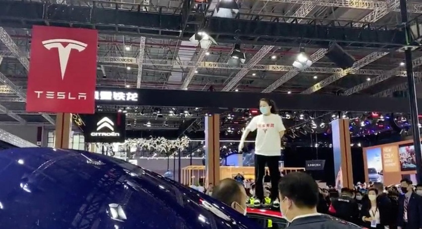 特斯拉沦为“过街老鼠”？谁才是背后的最大赢家？