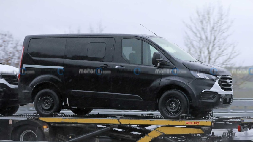 next-gen-ford-transit-custom-first-spy-photo-side-view.jpg