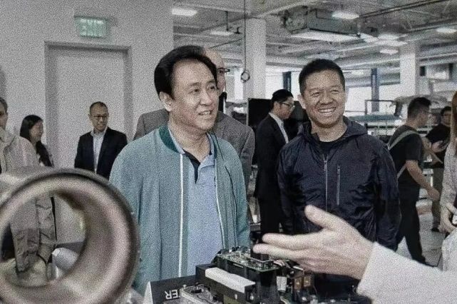 红黑榜 | 极氪再破万，问界A柱弯，恒驰裁员忙