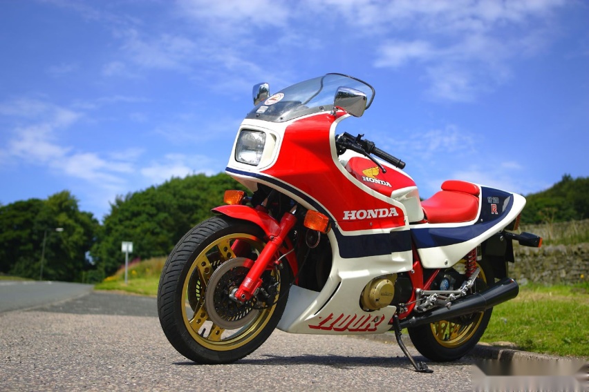 日本TTR Motor推出MSX 125 CB1100R改装套件
