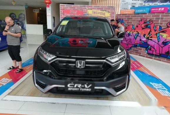 2020款本田CR-V实车到店，前包围大改，1.5T+CVT