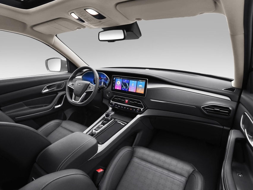 有颜有料的中型SUV，8万出头即可入手，江淮嘉悦X7正式上市