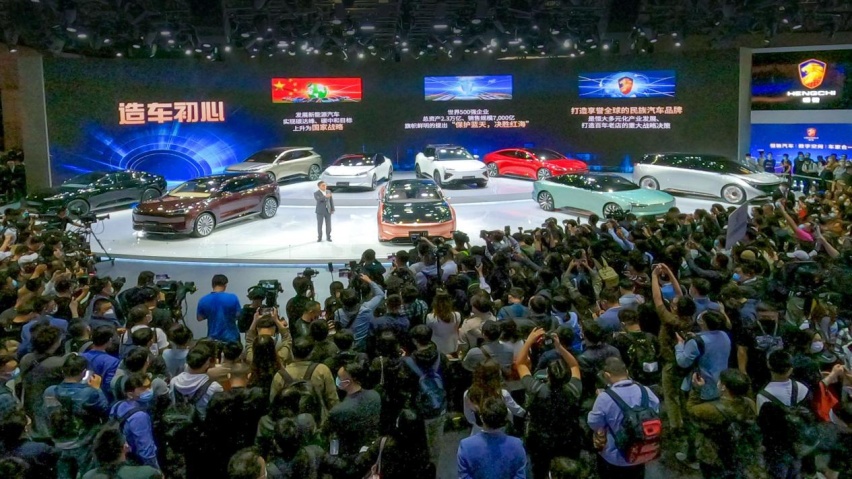 九车齐聚，恒驰1亮相上海车展，对标奔驰S级续航高达760km